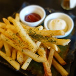 wapiti - フライドポテト（燻マヨ付）