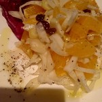 ラ ボッテガ デル オーリオ - ウイキョウとオレンジのサラダ