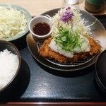 松乃家 - おろしロースカツ定食+キャベツ 630円