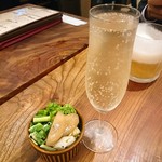 立飲・ビストロシン サンテ - 乾杯は好みで