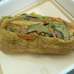 ブラウンライスデリオモテ - おかずいなり（きんぴら）