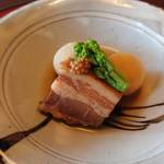 東京 芝 とうふ屋うかい - 新じゃがと菜花