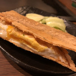 鉄板焼・お好み焼 加屋 - たません チーズ