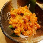 海鮮炭焼処とら太 - サーモンのなめろう