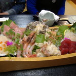 仲よし寿司 - 貝と刺身の盛り合わせ