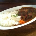 ロス・バルバドス - 1回目2011年11月7日ナイジェリア：アフリカンシチュー　牛肉のおくらの煮込み