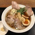 実咲庵 - 魚介醤油ラーメン+お得トッピング