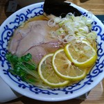 博多醤油ラーメン 月や 博多デイトス店 - 