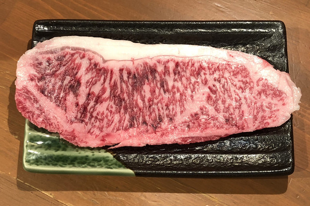 焼肉空間 三牛士 サンギュウシ 元町 札幌 焼肉 食べログ