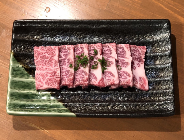 焼肉空間 三牛士 サンギュウシ 元町 札幌 焼肉 食べログ