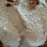 横丁とうふ店 最上川千本だんご - ナッツだんご