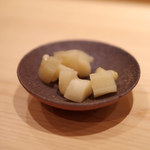 鮨 さかい - ガリ