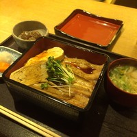 きはる - 煮穴子重セット