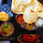 102977160 - 『Cランチ』1,180円(税別)。