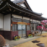 手打ちそば かめやま - 10分前でしたが､暖簾が･･･。