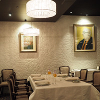 プレスキル - 店内