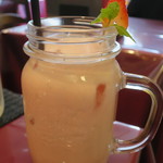 ベンガルタイガー - 季節のフルーツラッシー（苺）540円