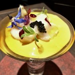 sincere - 天然帆立と蟹 白アスパラガスのカクテル仕立て キャビア載せ