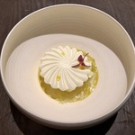 sincere - 花の形のメレンゲ 水晶文旦 文旦のアイス ピスタチオのアイス