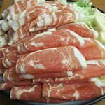 北京菜館 天香茶屋 - ラム肉と黒豚　各1人前