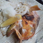 寿司割烹 魚紋 - 甘鯛の兜焼き