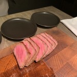 USHIGORO S. - 神戸牛サーロインの厚切りステーキ