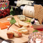 肉×チーズ ちーず屋 三宮店