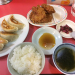 手作り餃子　康 - 餃子定食(700円)に餃子3個(300円)