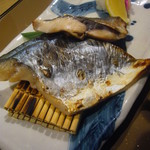 Uokami - 二種二色の漬け魚(鰆、鰤の西京漬)