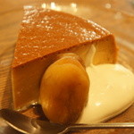 アヒルストア - デザートにはキャラメルプリンのアプリコット添えを♥