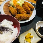 Hime - この日のAランチ カキフライ定食(5粒)