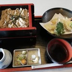 花かご - 天ぷらざるそば（竹）1,250円（税込）
