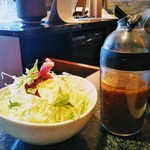 とんかつ マンジェ - コールスローサラダ