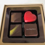 ジャンポール エヴァン - ジャン＝ポール・エヴァン「ボワット「ボワットゥ ショコラ ラブ アイランド」4個入。