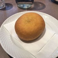 Russian Restaurant ROGOVSKI 銀座 - 平日限定シンプルランチ　ピロシキ（肉）