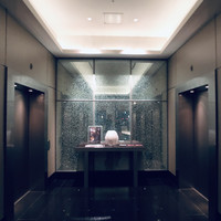 タワーズバー ベロビスト - 