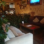 バールデルポポロ - テーブル席