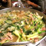 もつ鍋専門店 元祖 もつ鍋 楽天地 - うまそうでしょう