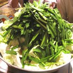 もつ鍋専門店 元祖 もつ鍋 楽天地 - ４人前です。ド迫力