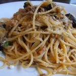 カロローゾ - 食べてみると、ｂｕｏｎｏ（ボーノ）！！って、大声で叫んじゃいました。 めっちゃ美味しいですよ。 最近食べたパスタの中でも、ベスト３に入るであろう旨さです。