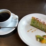 カロローゾ - 食後の飲み物とデザートです。