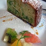 カロローゾ - 各種の果物付きです。