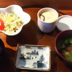 Sendou Zushi - サラダ  ミニ茶碗蒸し  お吸い物が付きます