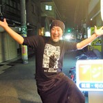 酒肴商店 アジト - 笑顔は繁盛の証だよね！