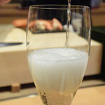 照寿司 - まずはシャンパーニュでヨーイドン❣️