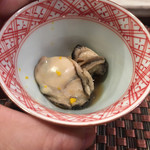 照寿司 - 牡蠣の旨味と柚子の爽やかさの合わせ技〜