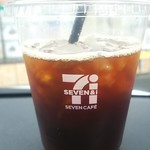 セブンイレブン - ドリンク写真:アイスコーヒーR100円 牛乳仕込みのケーキドーナツ100円