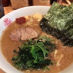 家系ラーメン 貫徹家 - 