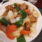 福寿飯店 - 料理写真:やや甘い酢豚。