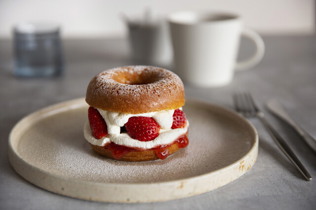 Koe Donuts 京都店 京都河原町 カフェ ネット予約可 食べログ Koe Donuts 京都店 京都河原町 カフェ ネット予約可 食べログ